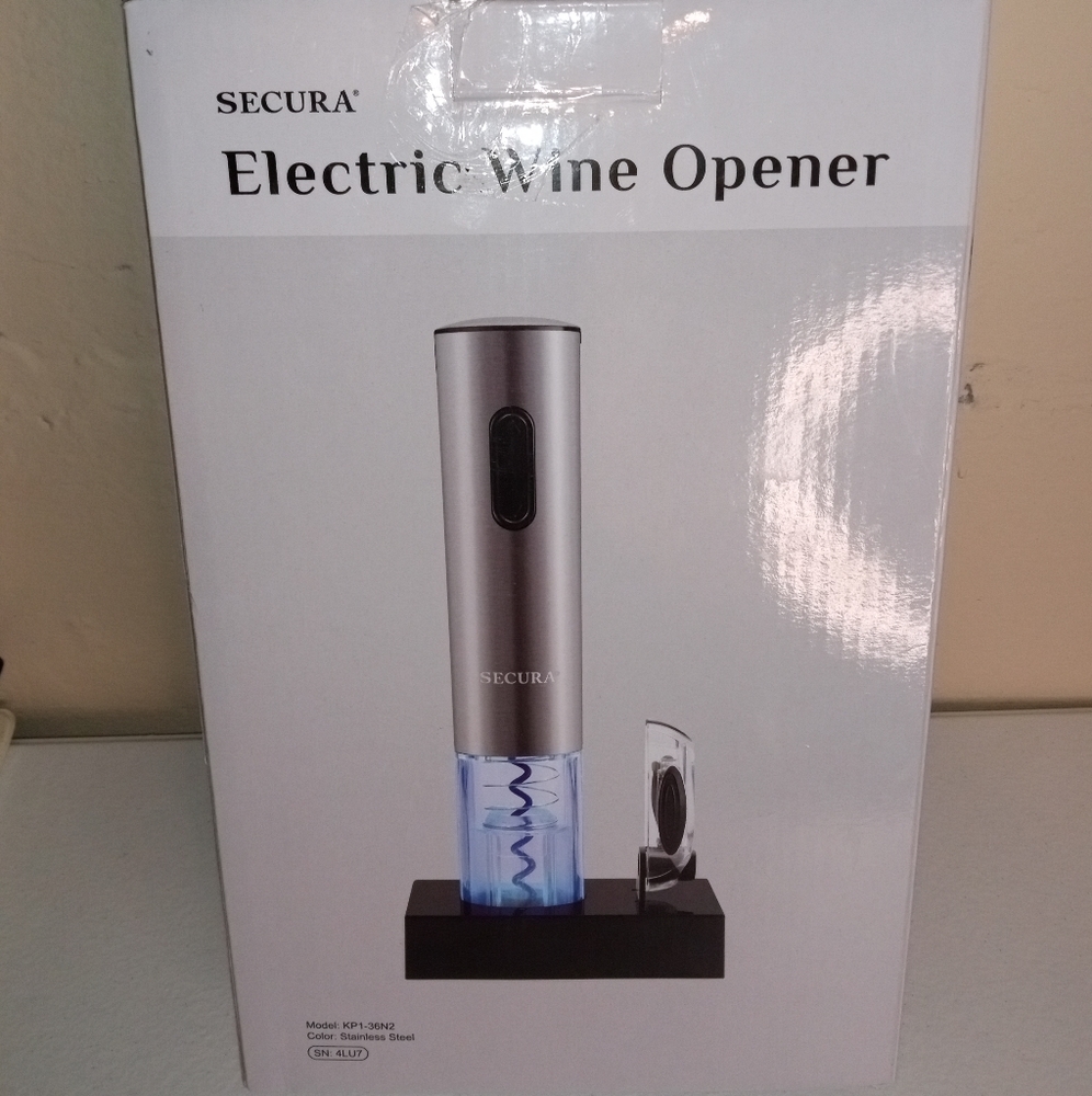 Electric wine bottle opener
